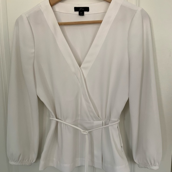 J CREW DRAPEY CRÊPE FAUX WRAP WHITE TOP / BLOUSE / 6P / SMALL / PETITE - Picture 3 of 6